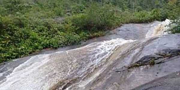 Glicrio-RJ-Cachoeira do Tobog-Foto:Duan Siqueira