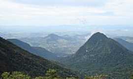 Guapimirim - Serra dos Orgos-Foto:Alexandre Chieus