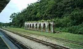 Inhomirim - Ruinas da Estao Ferroviria-Foto:Luiz Augusto Barroso 