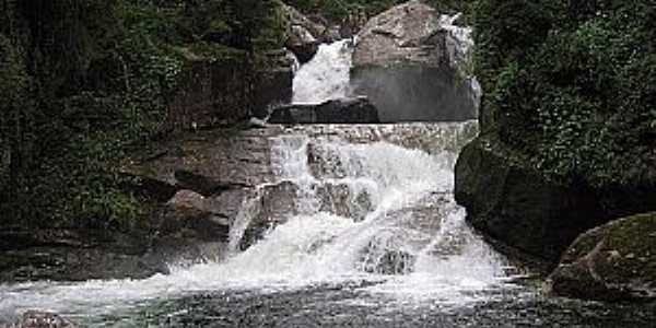 Itatiaia-RJ-Cachoeira Itaporani no Parque Nacional-Foto:Thiago Baies