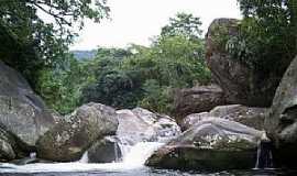 Mag - Cachoeira Grande - Mag - por Leonardo S. Oliveira 