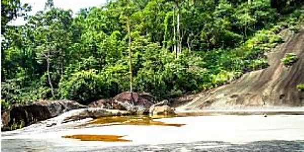 Imagens do distrito de Morangaba, municpio de Campos de Goytacazes/RJ