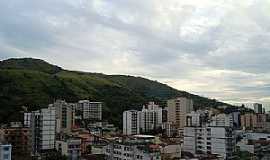 Nova Iguau - Nova Iguau-RJ-A cidade e o morro-Foto:Humberto Assumpo