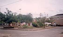 Itajupe - Itajupe-BA-Praa no centro da cidade-Foto:PAULO HENRIQUE SOUZA