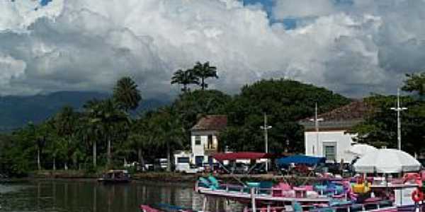 Paraty-RJ-Cais-Foto:Josue Marinho