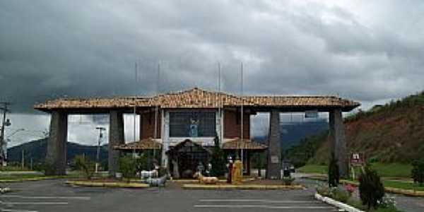 Penedo-RJ-Portal da cidade-Foto:Josue Marinho