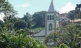 Pirapetinga de Bom Jesus - Igreja em Pirapetinga