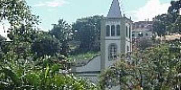 Igreja em Pirapetinga