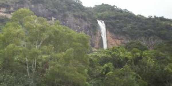 cascata condeu, Por Flvio