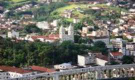 Valena - Vista da matriz de N.S.da Glria com a cidade ao fundo, Por Mrcia Silva