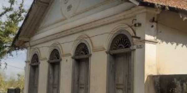 Casarão centenário, Por José Antonio