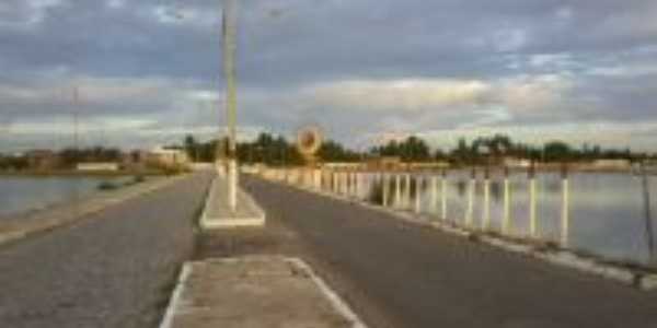 acesso entre a prainha e a cidade, Por lindoney