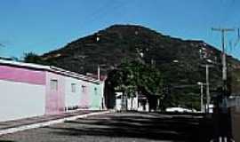 Rafael Godeiro - Rua da cidade e ao fundo Serra Redonda em Rafael Godeiro-Foto:Ded de Z Luca