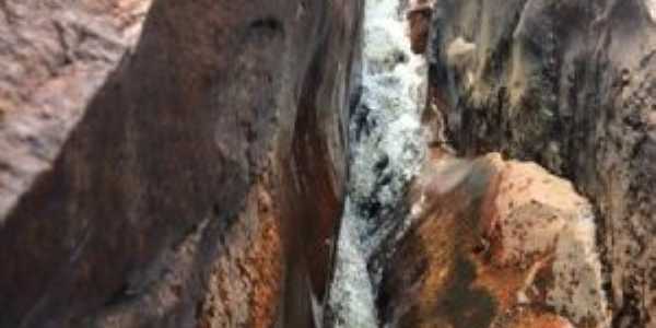 Cachoeira do Moror, Por Anailza Feitoza dos Santos