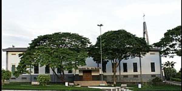 Jaru-RO-Vista lateral da Igreja de So Joo Batista-Foto:Nlio Oliveira