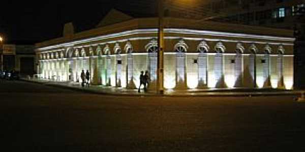 Porto Velho-RO-Vista noturna do Mercado Cultural-Foto:Francisco Edson Mendona