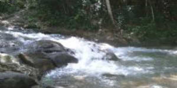 Sitio Recanto da Cachoeira, Por Rocilda Gonalves