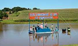 Almirante Tamandar do Sul - Homenagem aos imigrantes em Almirante Tamandar do Sul-Foto:hjobrasil