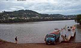 Barra do Guarita - Barca - foto Marcio Schmidt