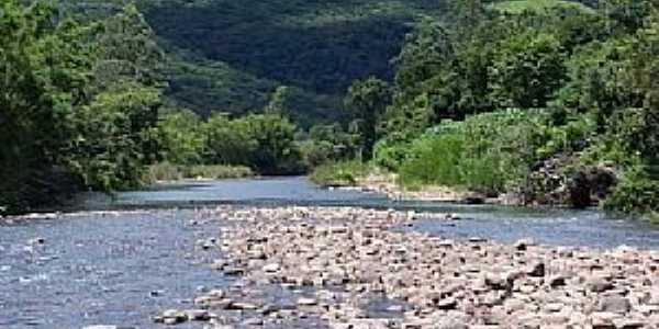 Imagens da localidade de Barra do Ouro - RS