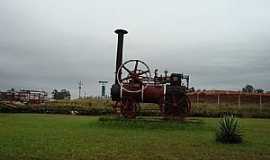 Cachoeira do Sul - Cachoeira do Sul-RS-Antiga Locomotiva na Rotatria-Foto:PCRAPAKI