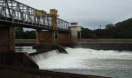 Cachoeira do Sul - Cachoeira do Sul-RS-Ponte de ferro sobre a Barragem do Fandango-Foto:PCRAPAKI 