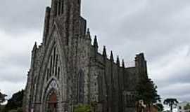 Canela - Canela-RS-Catedral de N.Sra.de Lourdes-Igreja de Pedra-Foto:Ernandes C Santos