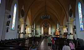Canela - Canela-RS-Interior da Catedral de N.Sra.de Lourdes-Foto:Ernandes C Santos