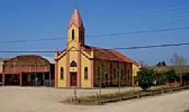 Capo da Porteira - Praa e Igreja em Capo da Porteira-Foto:Paulo Lilja