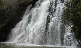 Chiapeta - Chiapeta-RS-Cascata So Judas-Foto:turismo.rs.gov.br