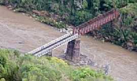 Criva - Criva-RS-Ponte do Korff sobre o Rio das Antas-Foto:Roque Oliveira