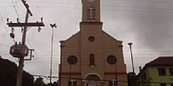 Igreja em Daltro Filho fogo por C. Salton