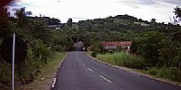 Chegando em Joo de Castilhos - Dezesseis de Novembro-Foto:Gilson Turchiello