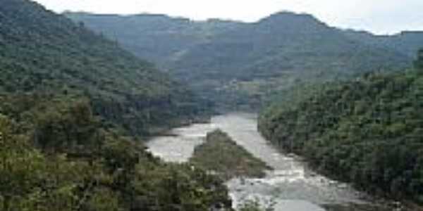 Rio das Antas visto da ponte em Flores da Cunha-Foto:cicero r maciel