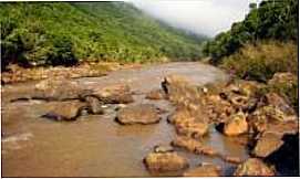 Guapor - Rio Carreiro, Por Caminhos de Guapor