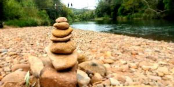 as belas paisagens do rio maquin, Por Mauro Rocha da Silva