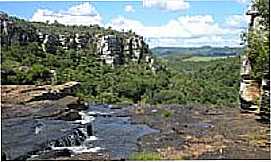 Nova Esperana do Sul - Em cima da cascata-Foto:Bitomaria