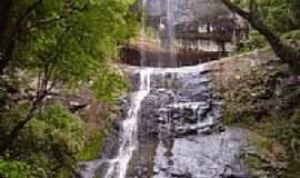 Nova Roma do Sul - Cascata da Gruta Fiorese foto Odair Paravisi