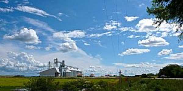 Silos Pantano Grande - RS  por nilocabra 