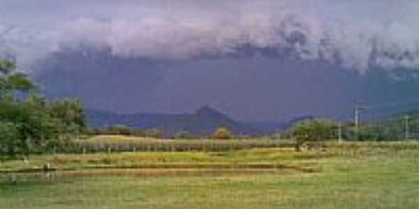 Paisagem/Temporal-por Gilberto Bck