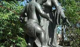 Pelotas - Pelotas-RS-Monumento s Mes de Antnio Caringi-Foto:Henrique de BORBA