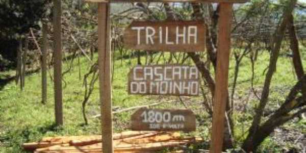 Trilha da Cascata do Moinho - Progresso - RS, Por simone bert