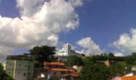 Madre de Deus - Vista da cidade com a igreja matriz ao alto, Por JURACI GOMES DE ALMEIDA ( BAIANNO)