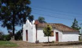 Quevedos - Igrejinha construida em 1820, Por Vania Estela da Silva
