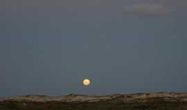 Quinto - Quinto-RS-Nascer da lua na Praia de Santa Rita-Foto:ruttscheidt