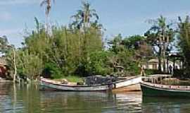 Rio Grande - A Ilha dos marinheiros se localiza na margem oeste da Laguna dos Patos em Rio Grande-RS