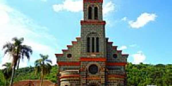 Igreja de Santa Isabel da Hungria em Trs Arroios-RS-Foto:Auri Brando