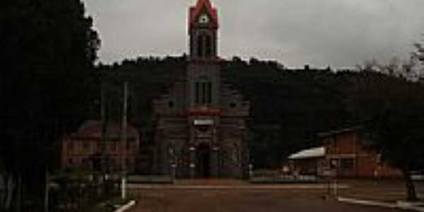 Igreja de Santa Isabel da Hungria em Trs Arroios-RS-Foto:eltonstrada