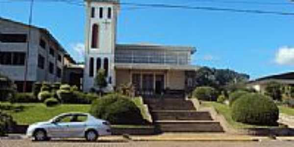 Igreja Matriz por Gilberto Vognach