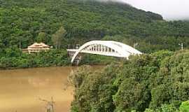 Veranpolis - Veranpolis-RS-Ponte no Rio das Antas na Rodovia RS-324-Foto:Jos Carminatti